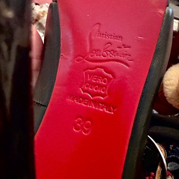 Christian Louboutin Leather Luly Peep Toe Mary-Jane Pumps Black size 39 EUC - Picture 9 of 13